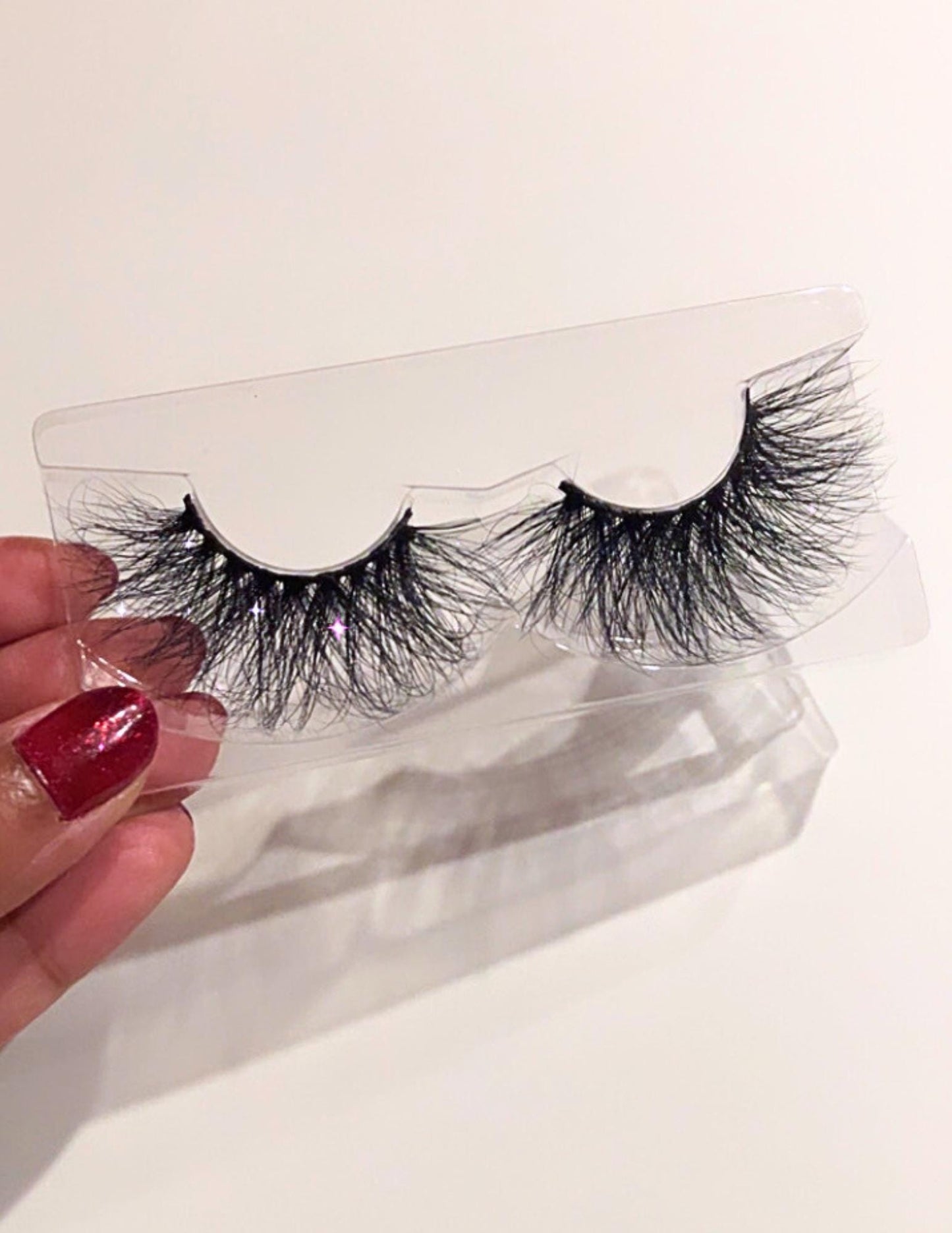 Big bold fluffy and soft lashes super soft reusable thick band eyelash extensions