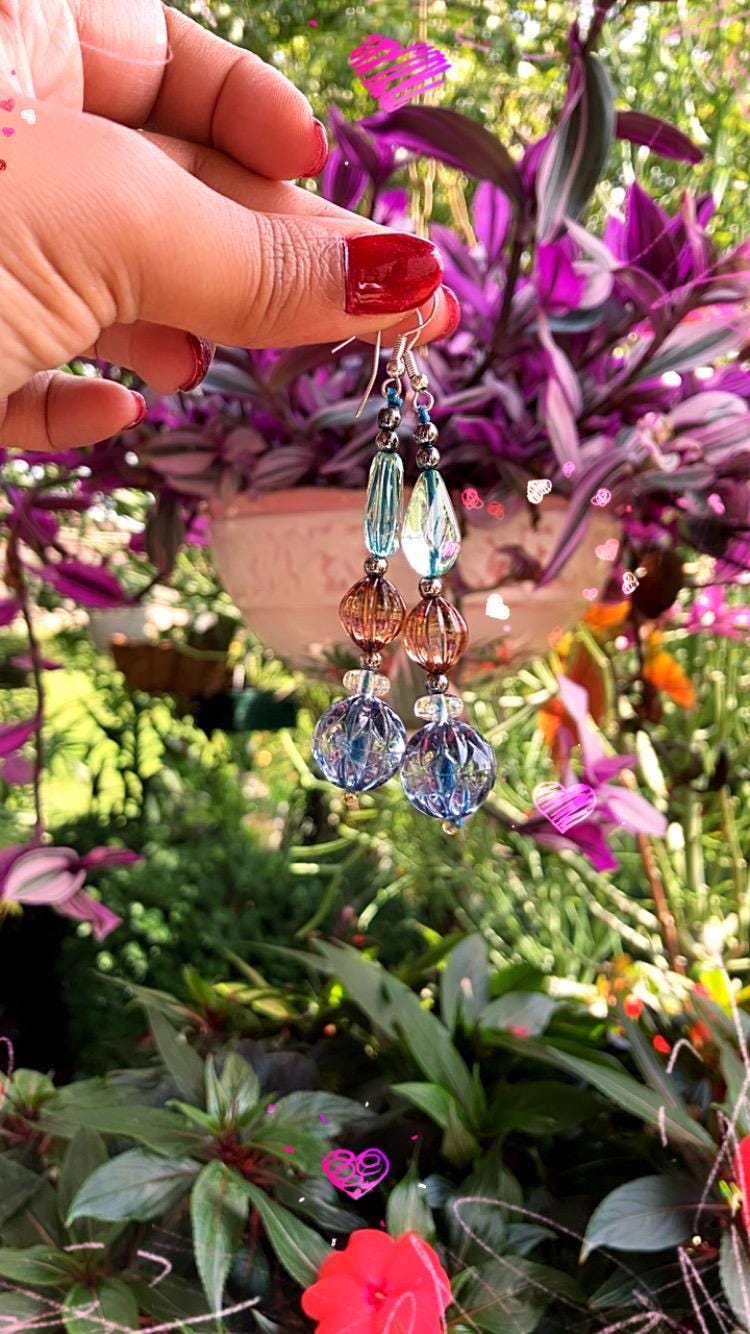 Handmade Blue green periwinkle and brown crystal glass bead teardrop dangle lightweight earrings made of thread and gunmetal details
